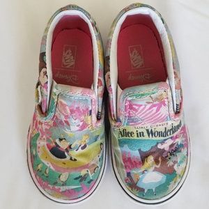 Alice in Wonderland Vans for toddler